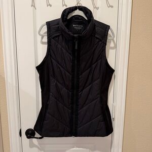 Athleta Rock Ridge Primaloft Vest Black